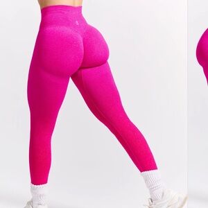 LAST CHANCE - Buffbunny Leggings